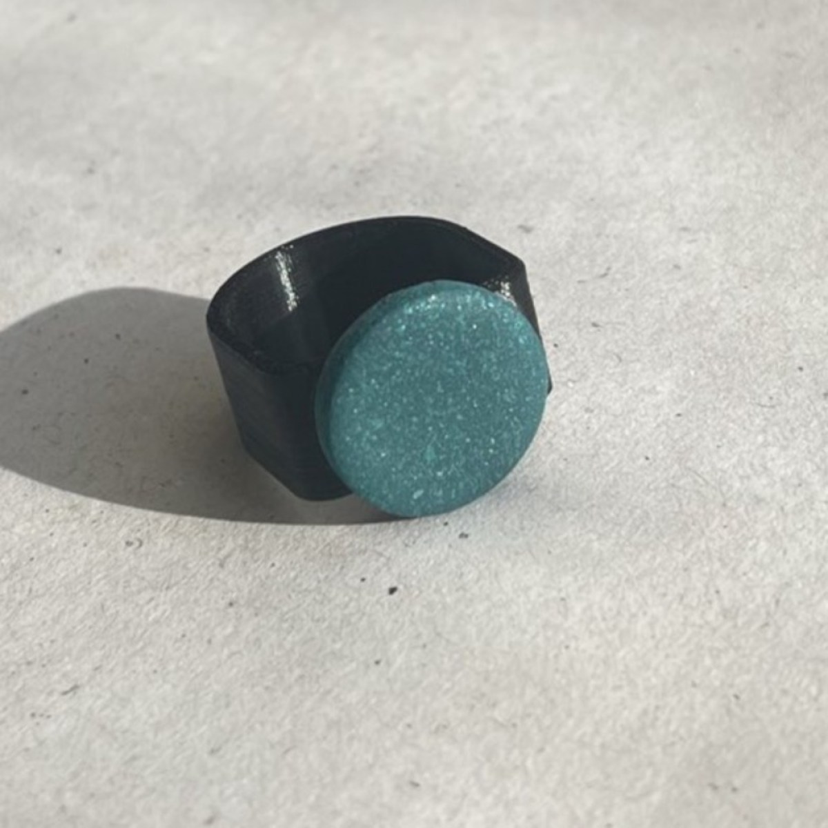COZI ROUND METAL PETROL